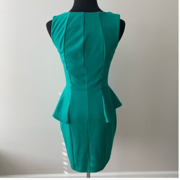 Square Neck Peplum Bodycon Dress - Picture 3 of 4